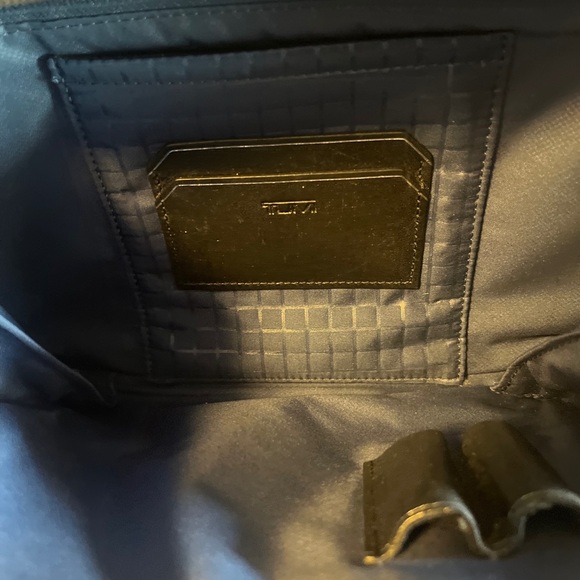 Auth Tumi Arrive Backpack Black Very Nice Travel - Picture 12 of 13